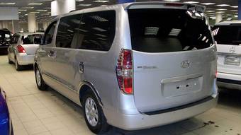 2009 Hyundai Starex Pics