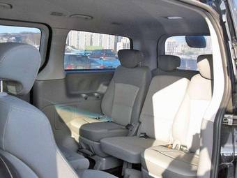 2009 Hyundai Starex Pictures