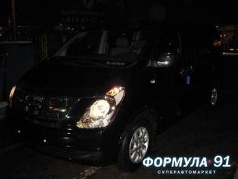 2009 Hyundai Starex Pictures