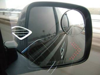 2009 Hyundai Starex Images