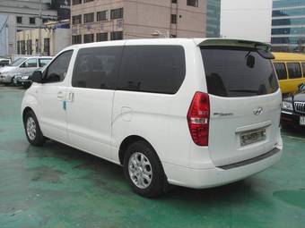 2009 Hyundai Starex Pictures