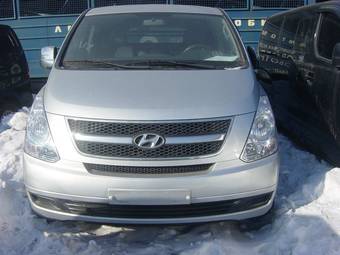 2009 Hyundai Starex Pictures