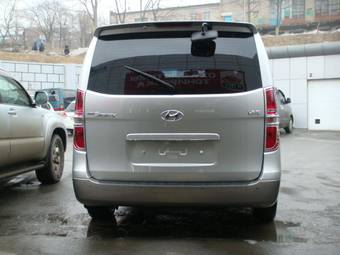 2009 Hyundai Starex Photos