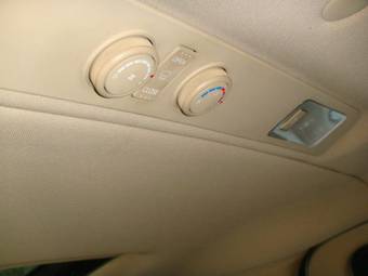 2009 Hyundai Starex Photos