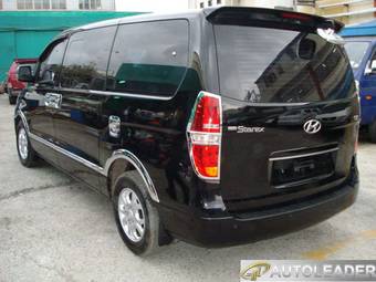 2009 Hyundai Starex Photos