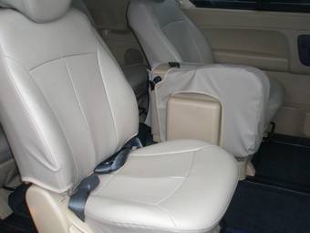 2010 Hyundai Starex Photos