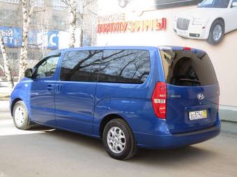 2010 Hyundai Starex Images