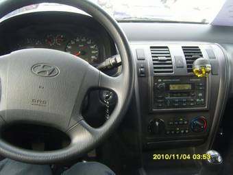 2001 Hyundai Terracan Photos