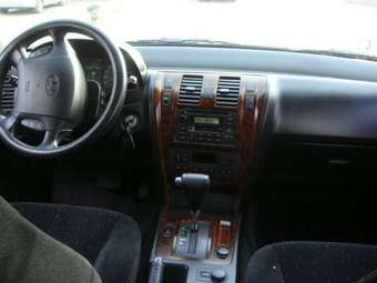 2002 Hyundai Terracan Pictures