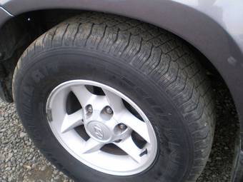 2002 Hyundai Terracan Images