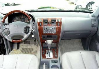 2002 Hyundai Terracan Pics