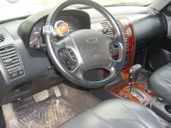 2002 Hyundai Terracan Photos