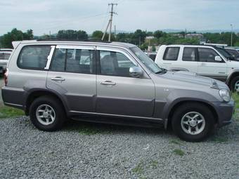 2002 Hyundai Terracan Pictures