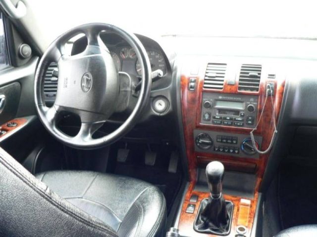 2003 Hyundai Terracan
