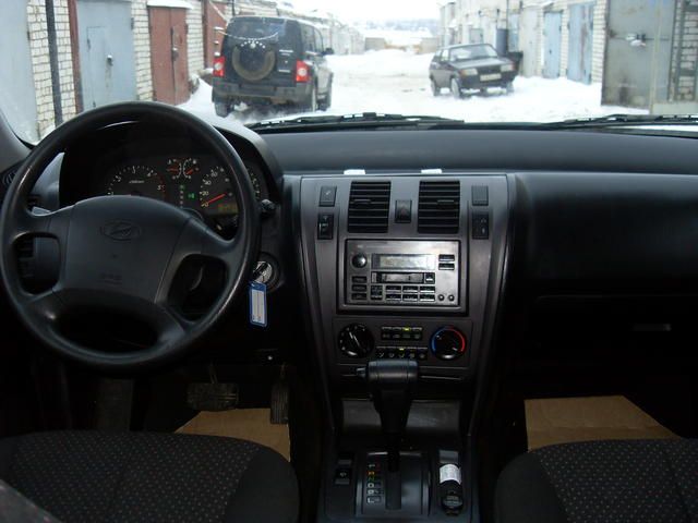 2003 Hyundai Terracan