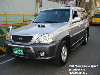 2003 Hyundai Terracan Photos