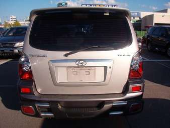 2003 Hyundai Terracan Photos