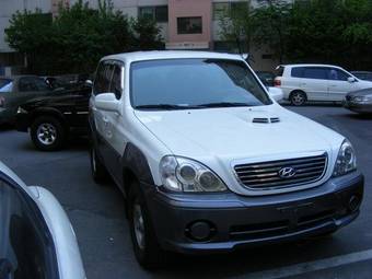 2003 Hyundai Terracan Photos