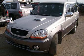 2003 Hyundai Terracan Photos