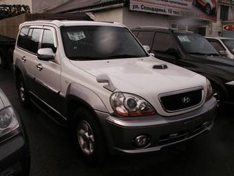 2003 Hyundai Terracan Photos