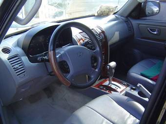 2004 Hyundai Terracan Photos