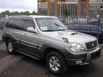 2004 Hyundai Terracan Photos
