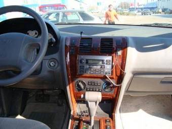 2005 Hyundai Terracan Pictures