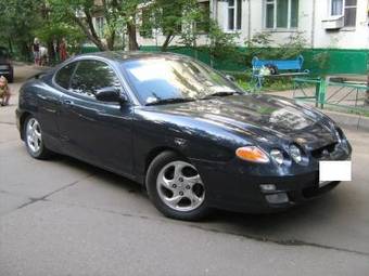 2000 Hyundai Tiburon Pictures