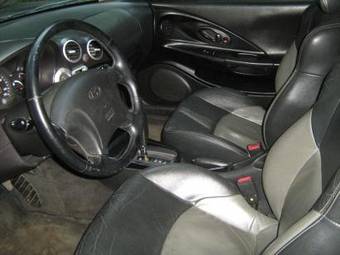 2000 Hyundai Tiburon Pictures
