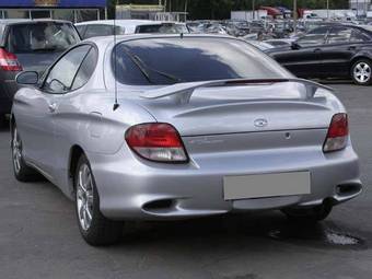 2001 Hyundai Tiburon Photos