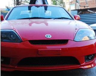 2004 Hyundai Tiburon Photos
