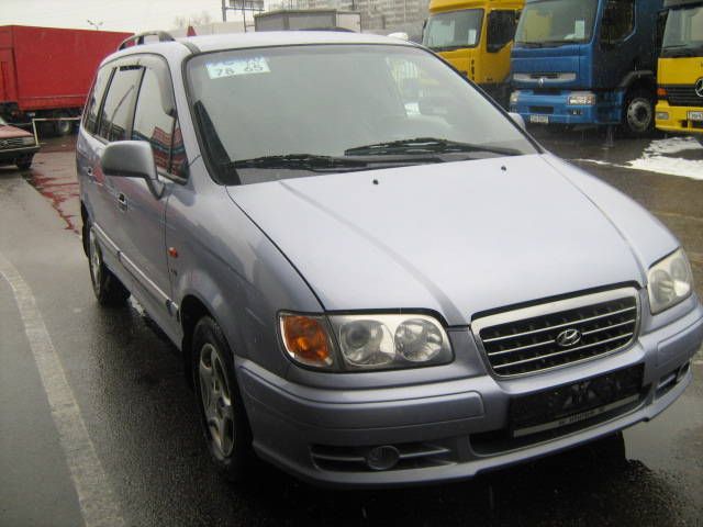 2002 Hyundai Trajet