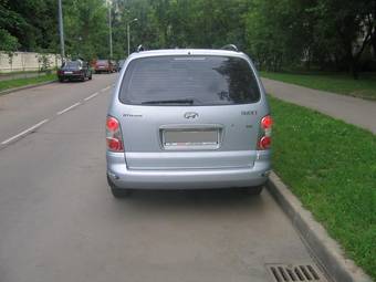 2004 Hyundai Trajet Pictures