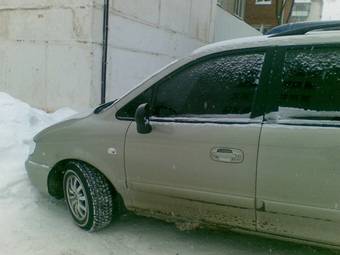 2006 Hyundai Trajet Photos