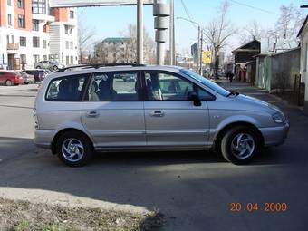 2007 Hyundai Trajet Pictures