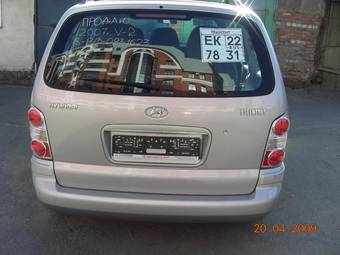 2007 Hyundai Trajet Photos