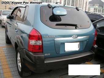 2004 Hyundai Tucson Photos