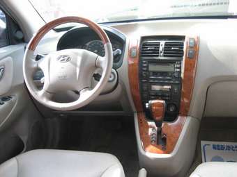 2004 Hyundai Tucson Photos