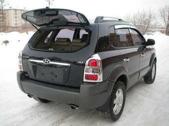 2004 Hyundai Tucson Pictures