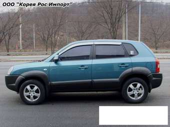 2004 Hyundai Tucson Pictures