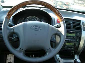 2004 Hyundai Tucson Pics