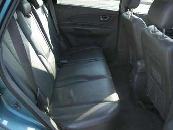 2004 Hyundai Tucson Photos