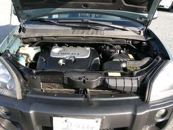 2004 Hyundai Tucson Photos