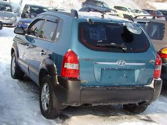 2004 Hyundai Tucson Photos