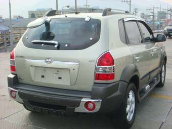 2004 Hyundai Tucson Pictures