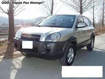 2004 Hyundai Tucson Pics