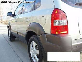 2004 Hyundai Tucson Pictures