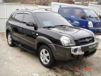 2004 Hyundai Tucson Pictures