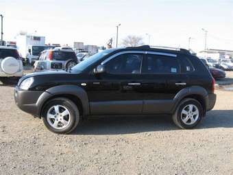 2004 Hyundai Tucson Photos