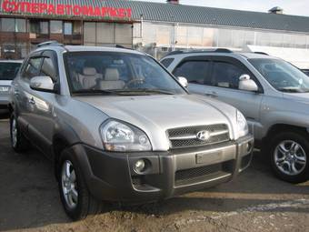 2004 Hyundai Tucson Pictures